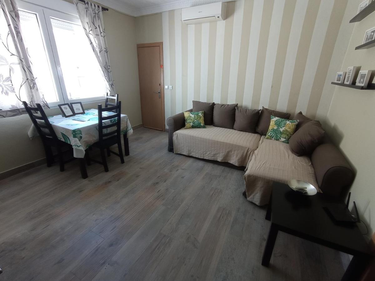Apartamento, Dos Dormitorios, Tipo Atico Cerca Del Centro Jerez de la Frontera Exterior foto